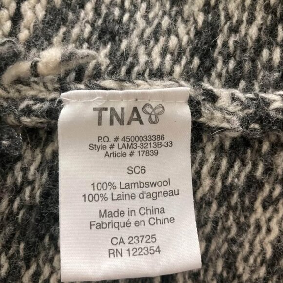 Aritzia TNA Sea to Sky Sweater - Picture 3 of 3